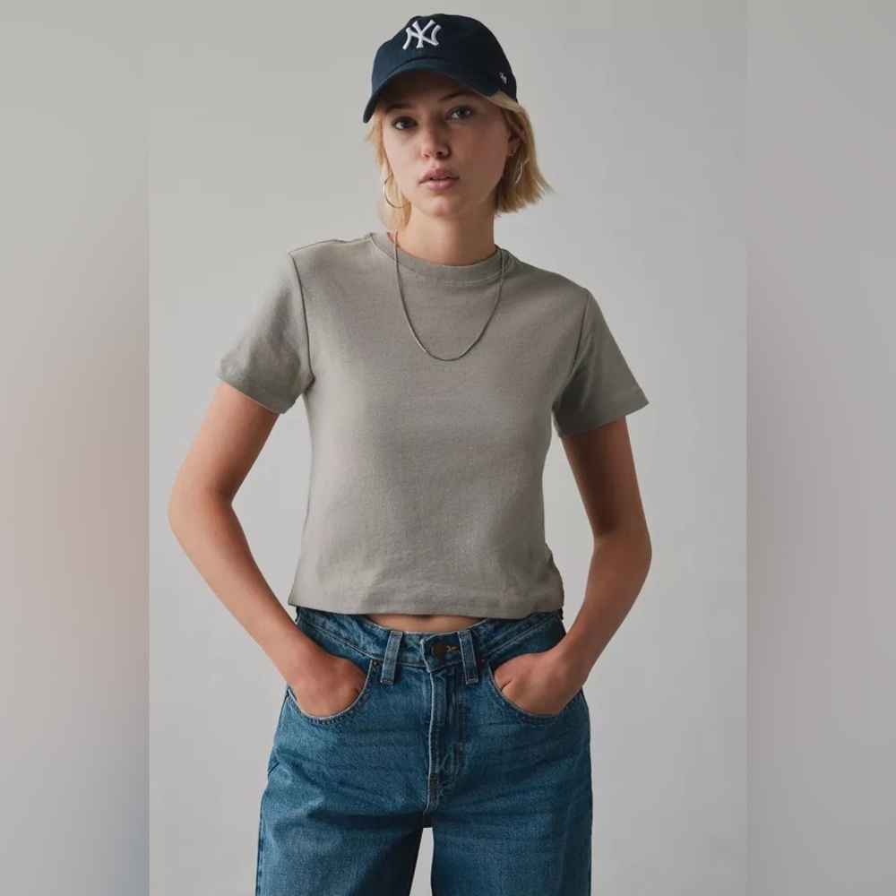 BDG Light Gray Short Sleeve Tee